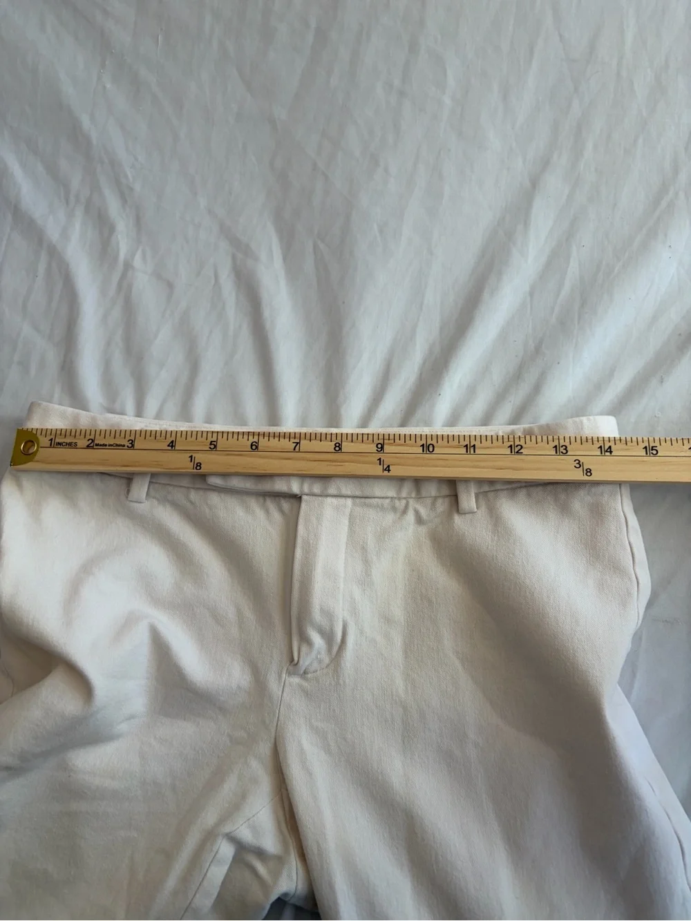 Gap Women's Slim Cropped White Pants Size 4